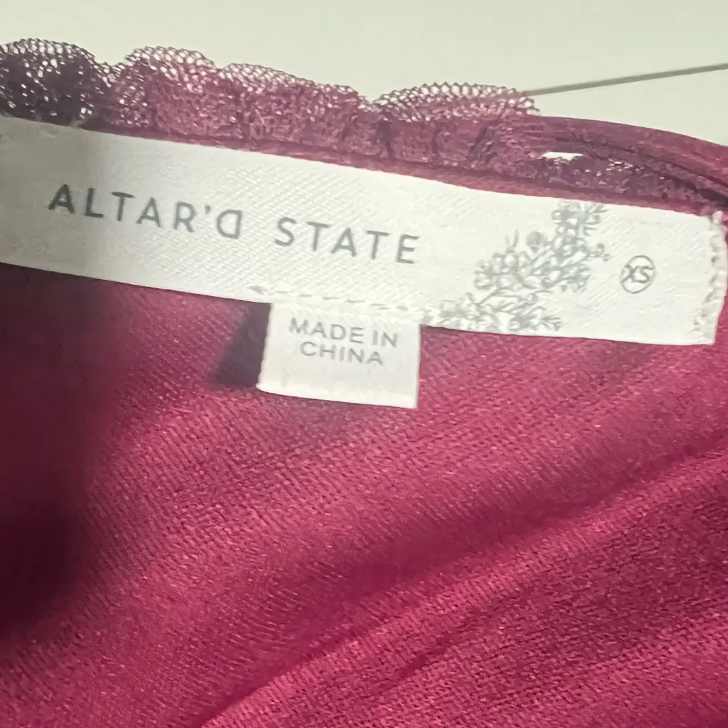 Altard State  Berry Pia Tiered Maxi Dress in Excellent Pre Loved Condition - Image 4