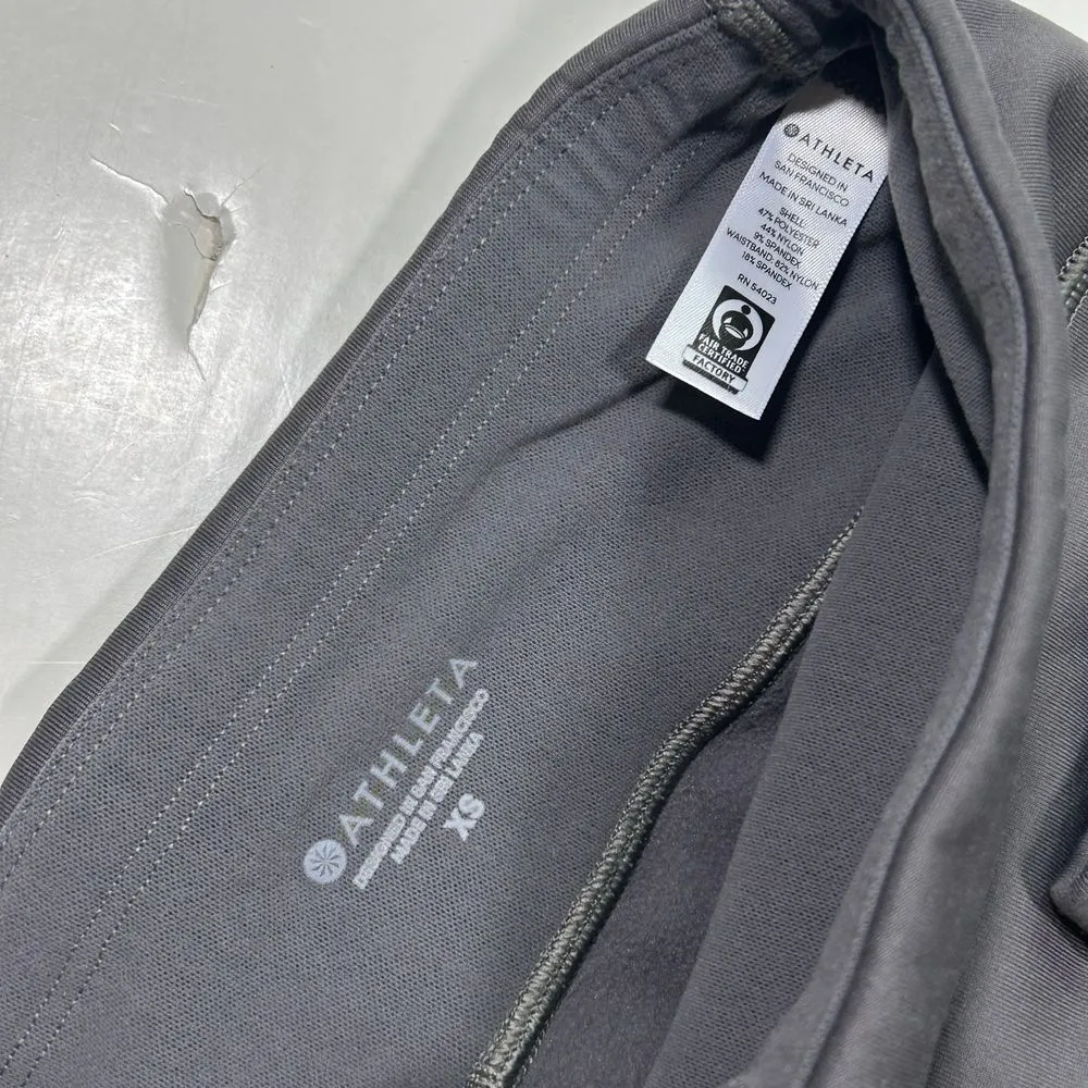 EUC Athleta Polartech Thermal Athletic Leggings‎ with Pockets Womens XS Gray - Image 5