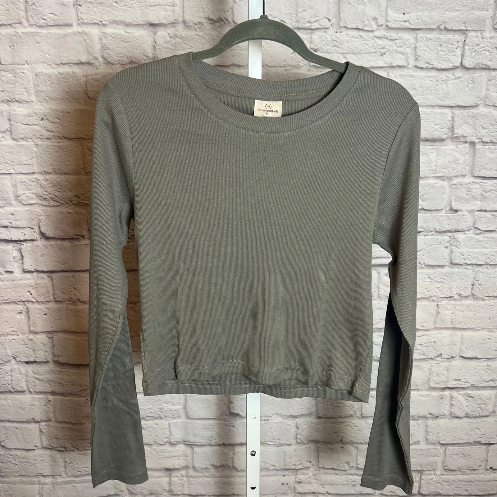 New Collection Women's XL Black Denim Vest and Gray Crop Top Bundle Grunge - Image 8