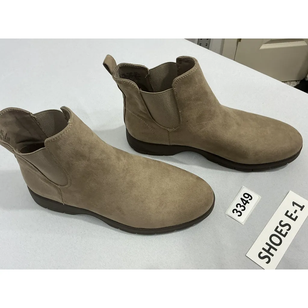 Womans Dr Scholls Northbound Size 9 W Tan Pull On Flat Ankle Boots NWOT Brown - Image 2