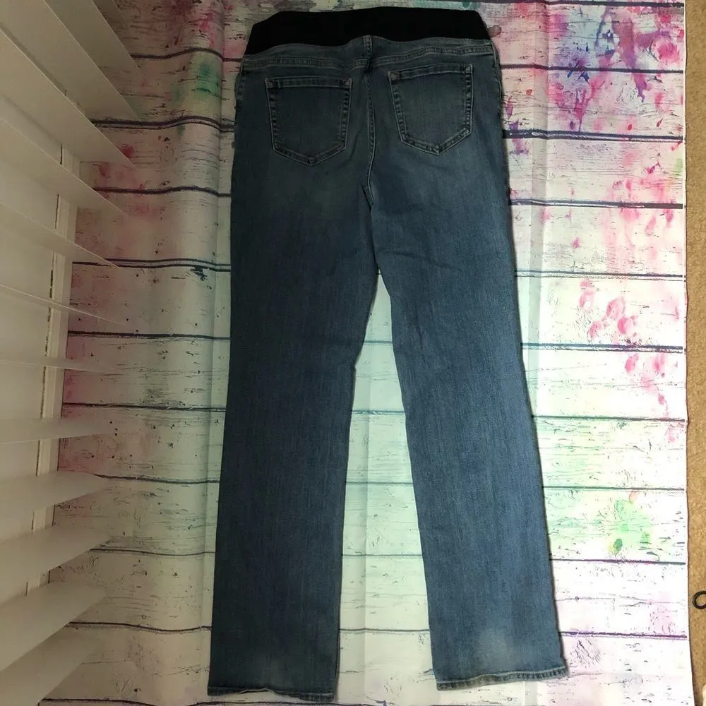 Liz Lange Maternity Target, Boot cut Jeans - Image 3