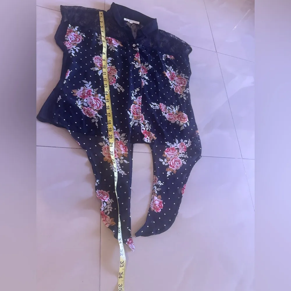 Top daniel rainn sleeveless black/flowery/ lace blouse S Button Down Floral - Image 8