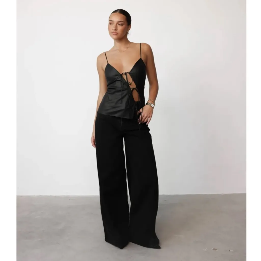 Lioness Mariah Asymmetrical Tie Cami in Onyx Black Size X-Small Gently Used - Image 4