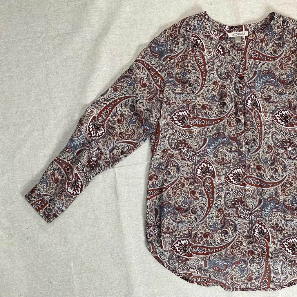 Roz & Ali | Paisley Long Sleeve Blouse | Large - Image 4