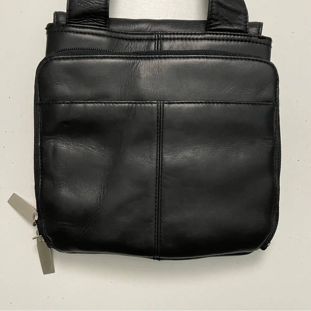 HOBO Purse Crossbody Leather Wallet Credit Card Slots Pen Adjustable Soft Black - Image 12