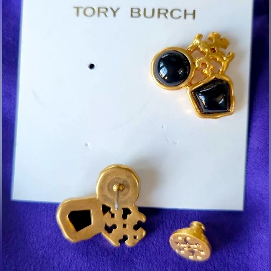 NWOT Tory Burch Roxanne Cluster Stud Earring Black - Image 3