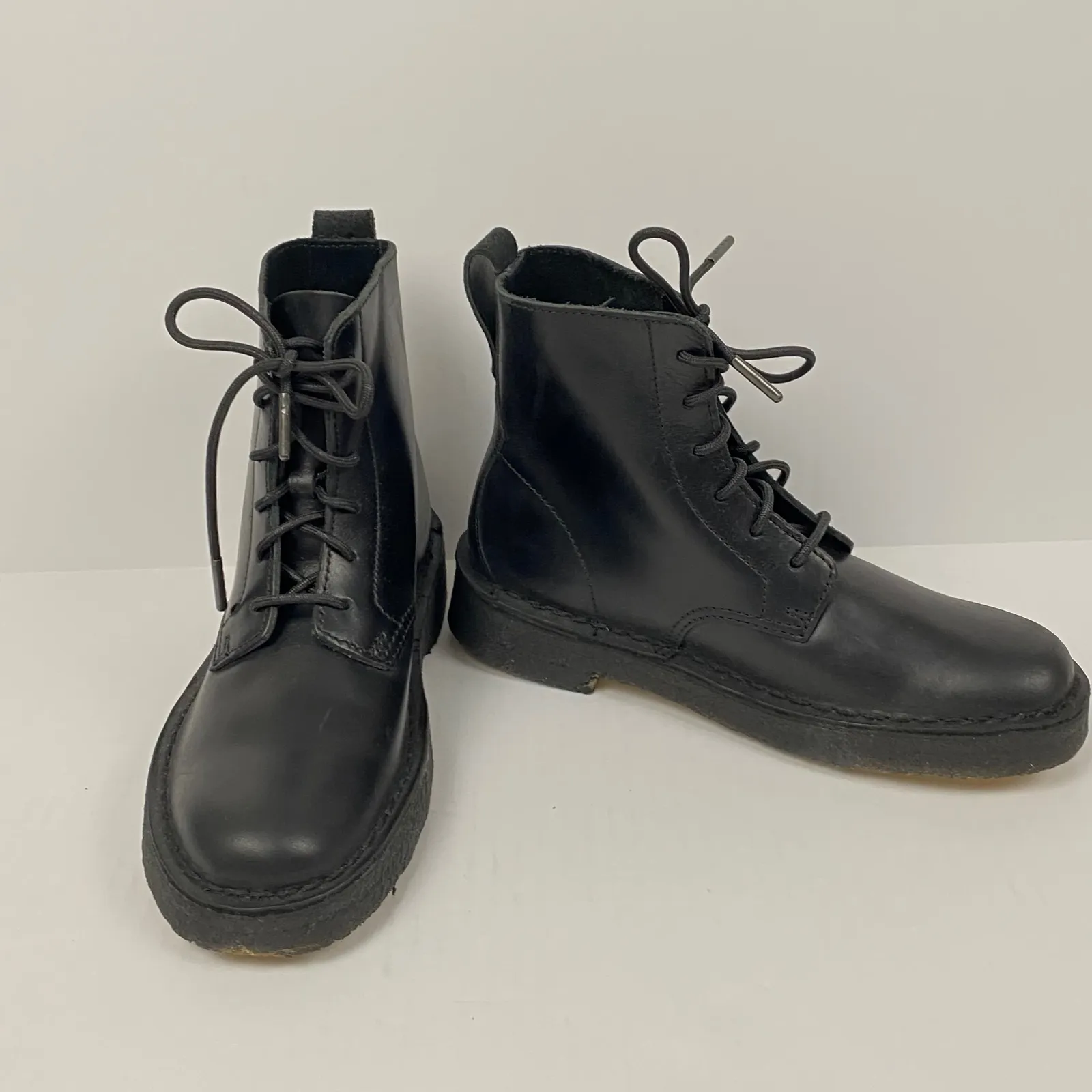 Clarks Originals Size 5.5 Desert Mali Black Polished Leather Lace Up Ankle Boots - Image 3