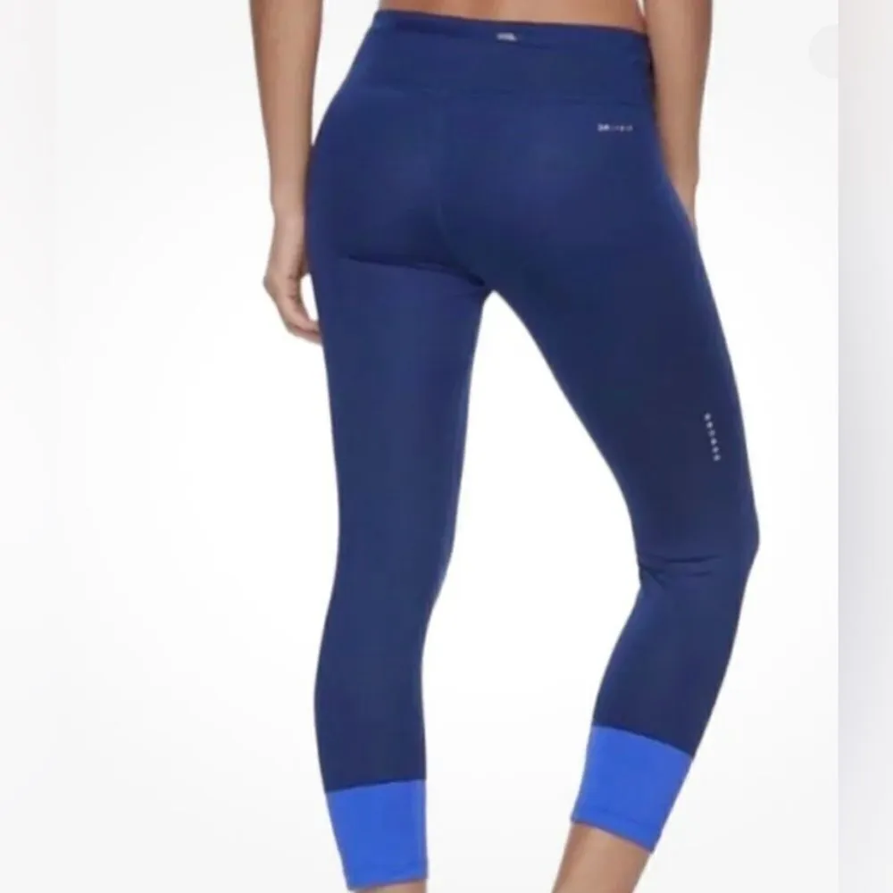 Nike power essential swoosh navy blue athletic leggings sz XS - Image 4