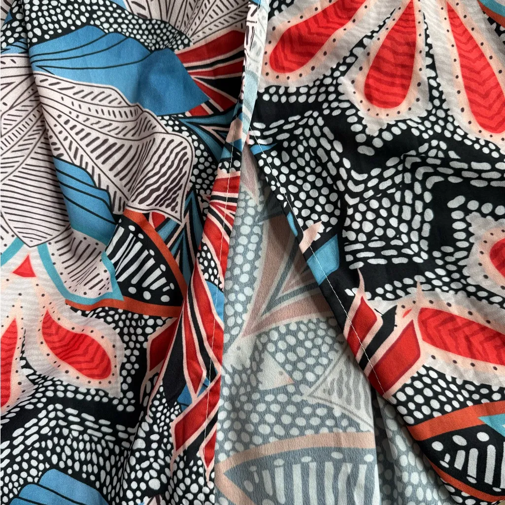 Colorful Patterned Wrap Dress Red Size 4 - Image 2