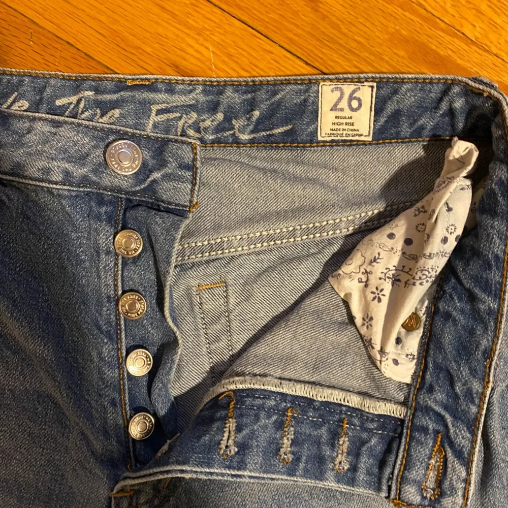 Free People High-Rise Regular Button Fly Raw Hem Jeans - 26 - Image 6