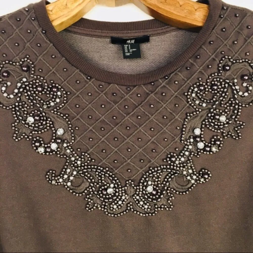 H&M Crew Neck Sweatshirt Embellished Neck  Small - Image 4