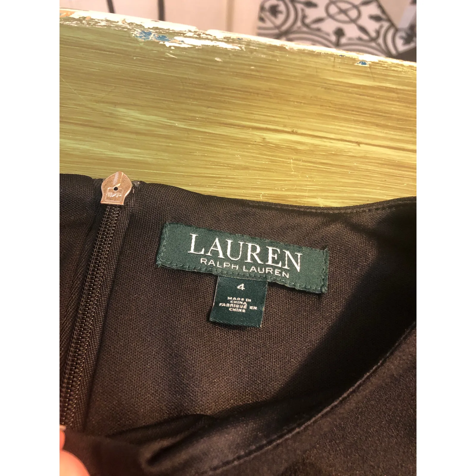 Lauren by Ralph Lauren EUC Black Mini Shift Dress - Size 4 - Image 4