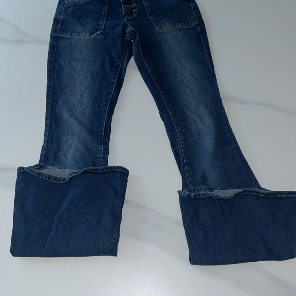 Kendall & Kylie High Waist Button Fly Medium Wash Flare Jeans Denim Bohemian - Image 3