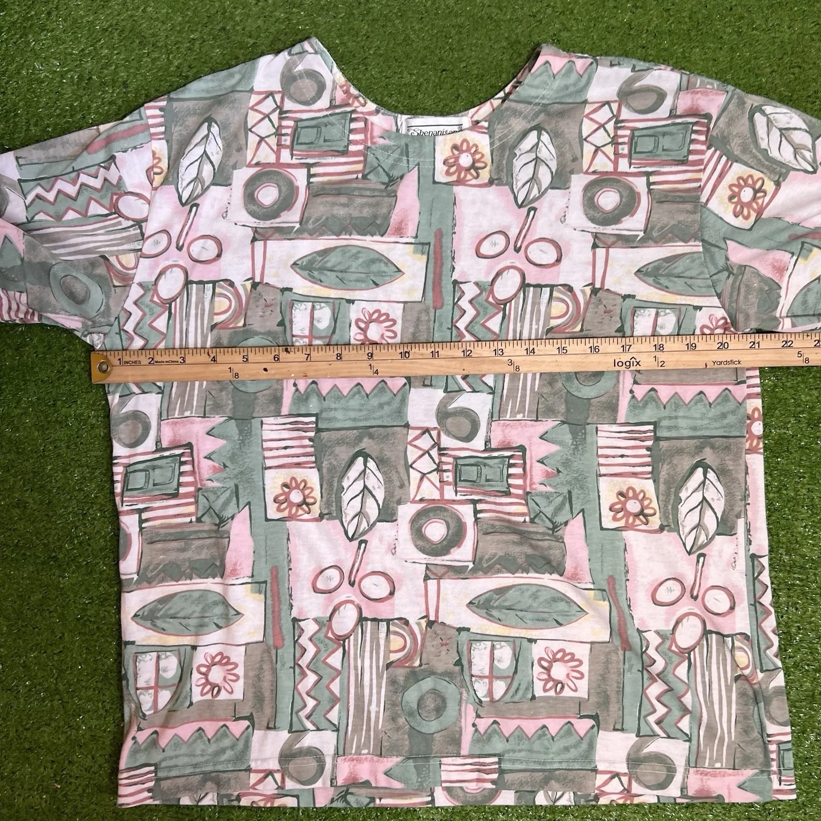 Vintage Women's T - Image 2