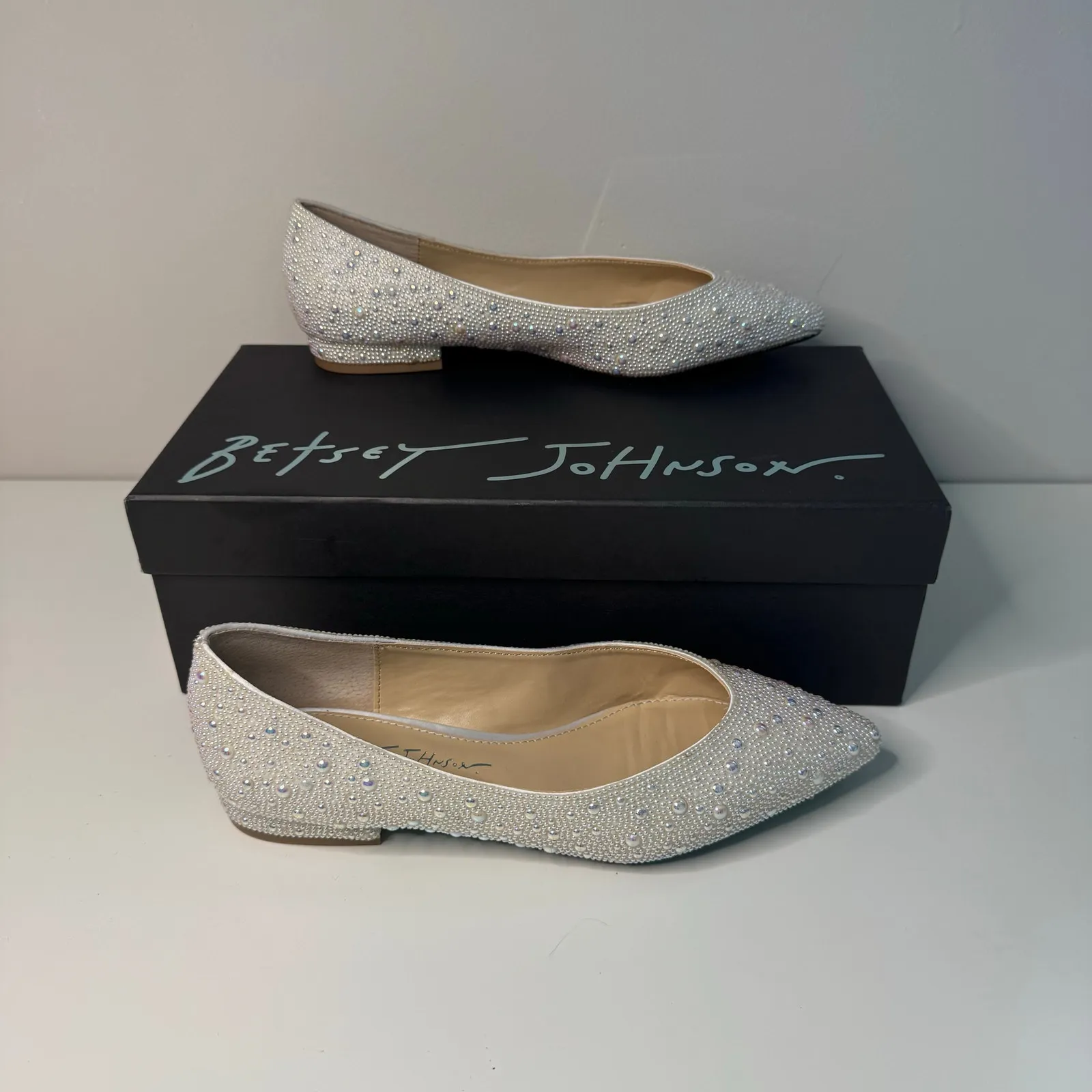 Betsey Johnson Womens White SB-Jude Pearl Beaded Ballet Flats Size 7M Wedding - Image 3