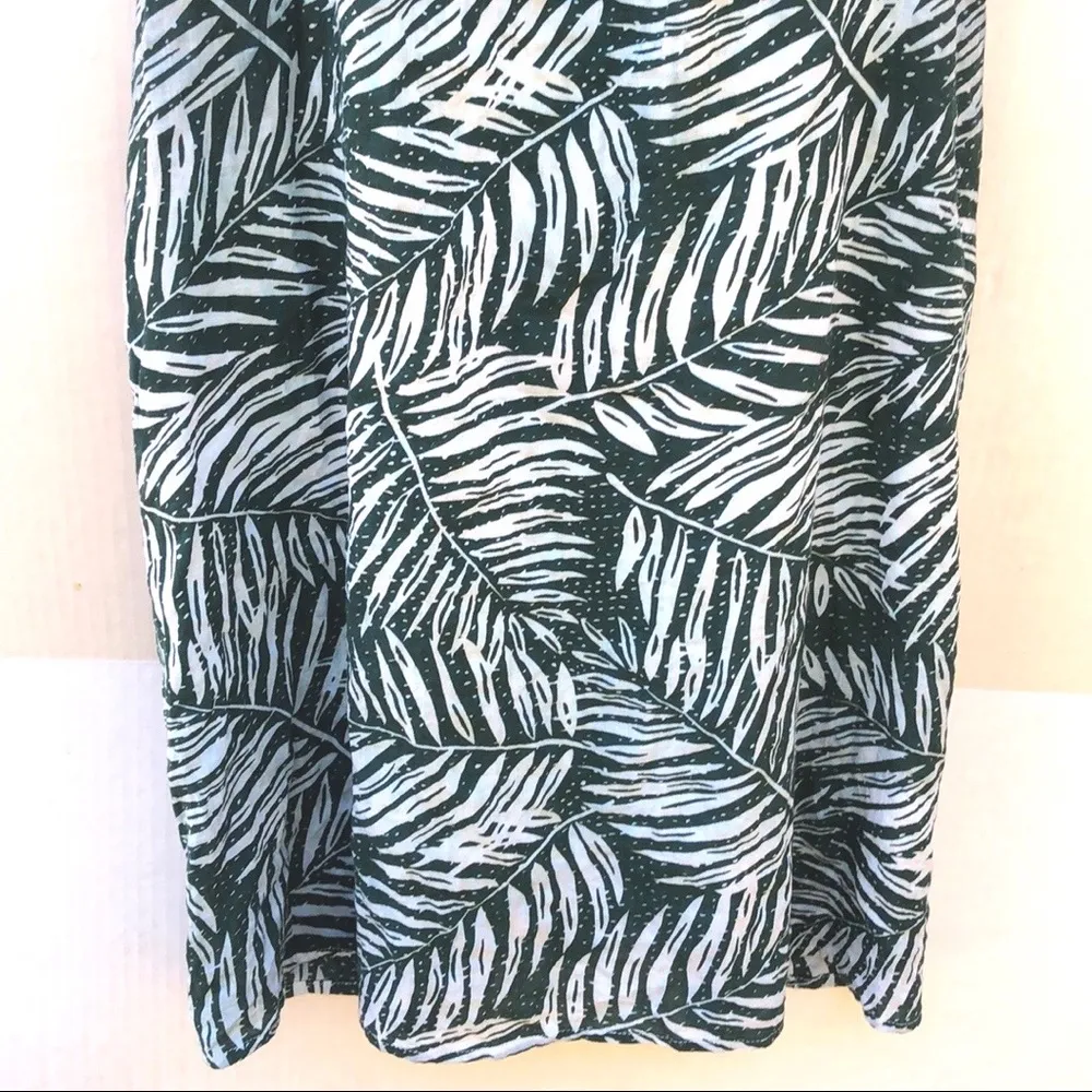 Lucca Couture Womens small Green Leaf print Racerback V-neck sleeveless dress - Image 9