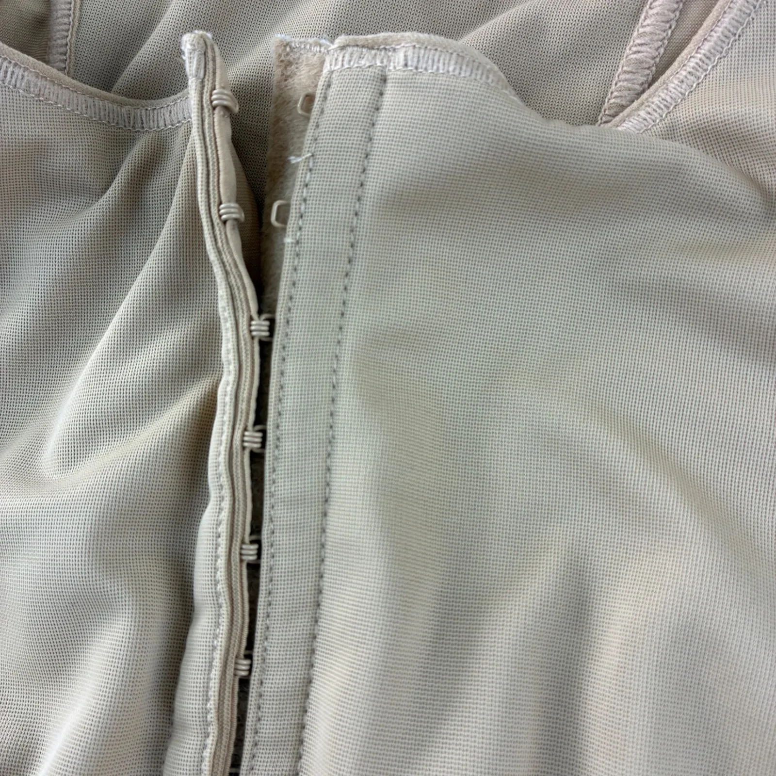 NWT Shapewear Tank Top Women's 3XL Beige Corset Cami Shaper Stomach Compression Tan Size 3X - Image 4