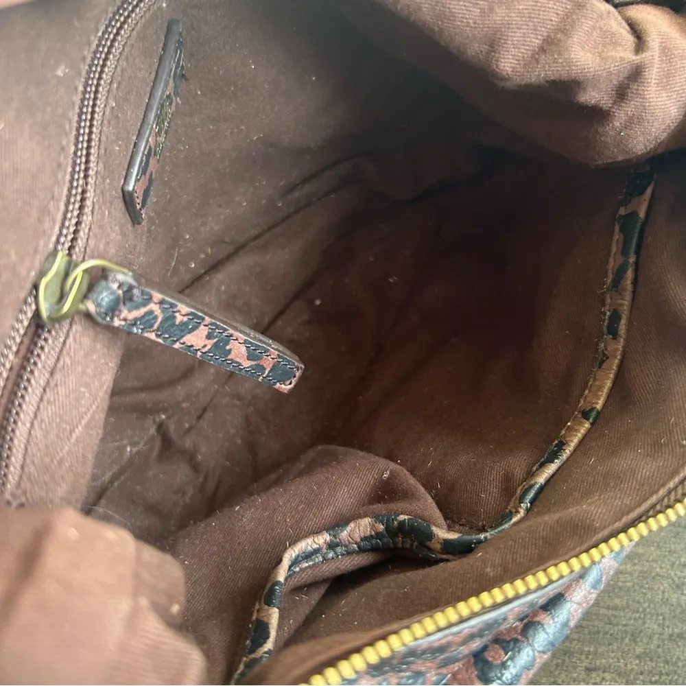 Frye  Maddie Style Leopard leather saddle bag, cossbody, trendy, mobwife - Image 13