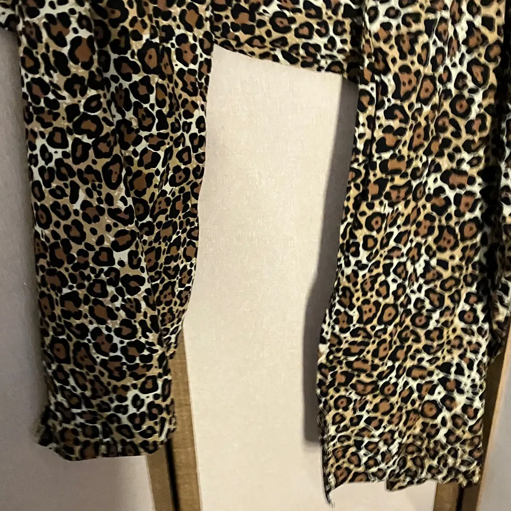 Ashro Leopard Print wrap Brown - Image 5