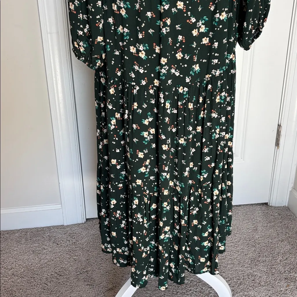 Old Navy Size Medium Long-Sleeve Tiered Floral Maxi Swing Dress with Pockets - Image 11