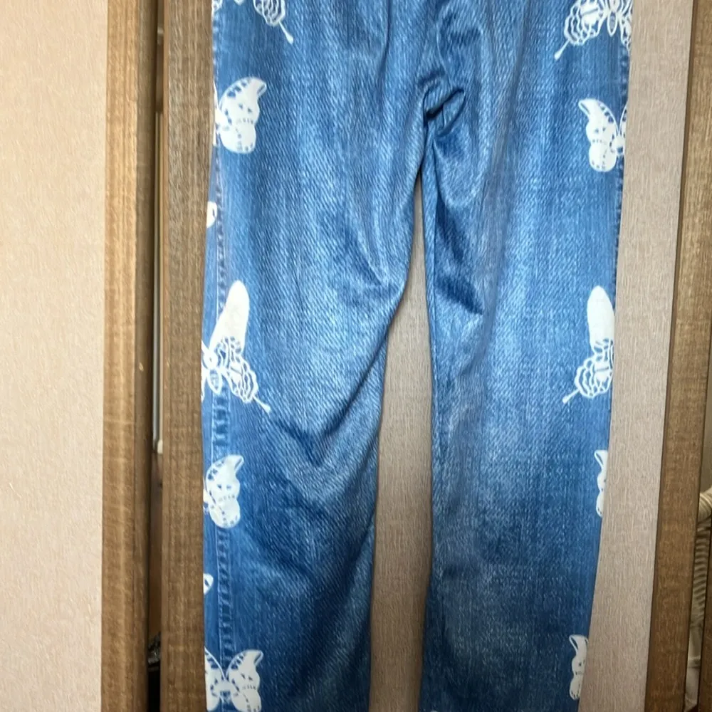 Blue and White Butterfly Print leggings small - Image 7