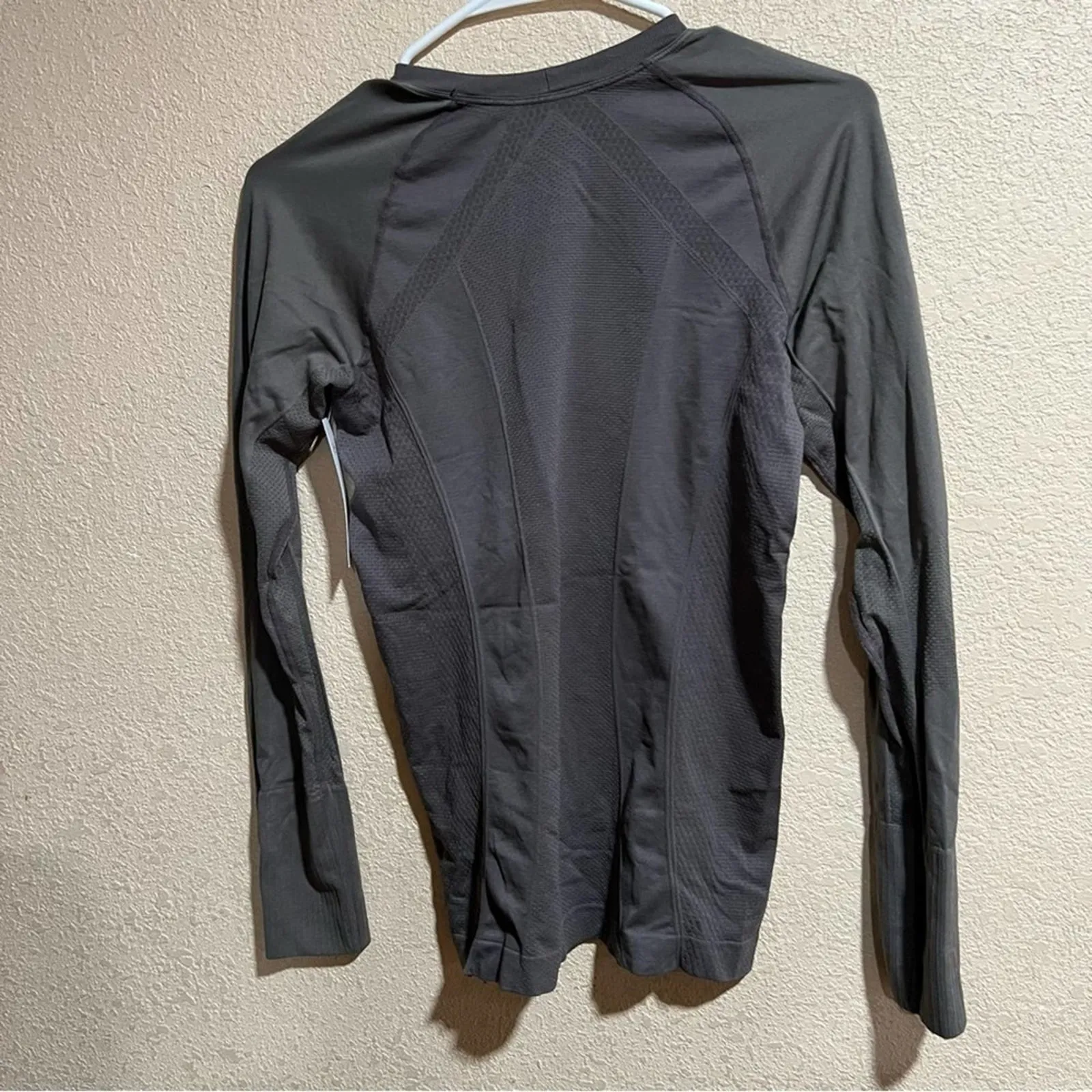 NWT Spiritual Gangster charcoal gray long sleeve seamless crewneck shirt - Image 4