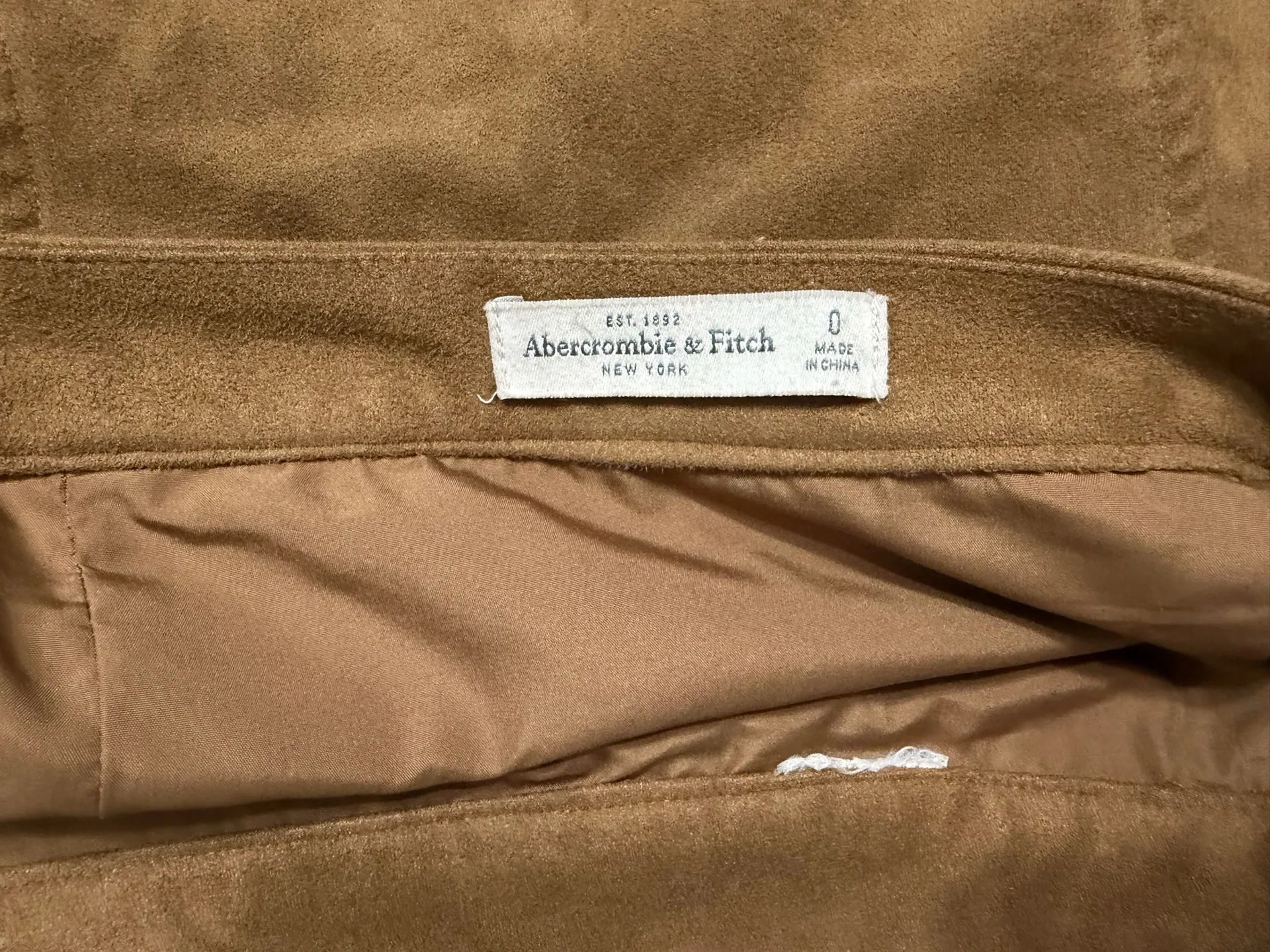 Abercrombie Skirt Mini Suede Brown - Image 3