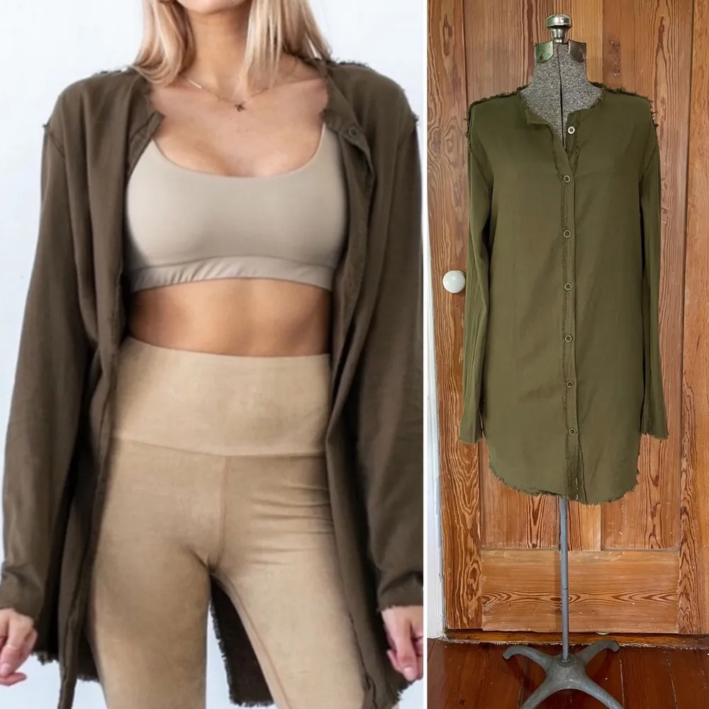 Tribe Kelley Eye See You Longline Raw Hem Button Up Tunic - Size Small - Image 3