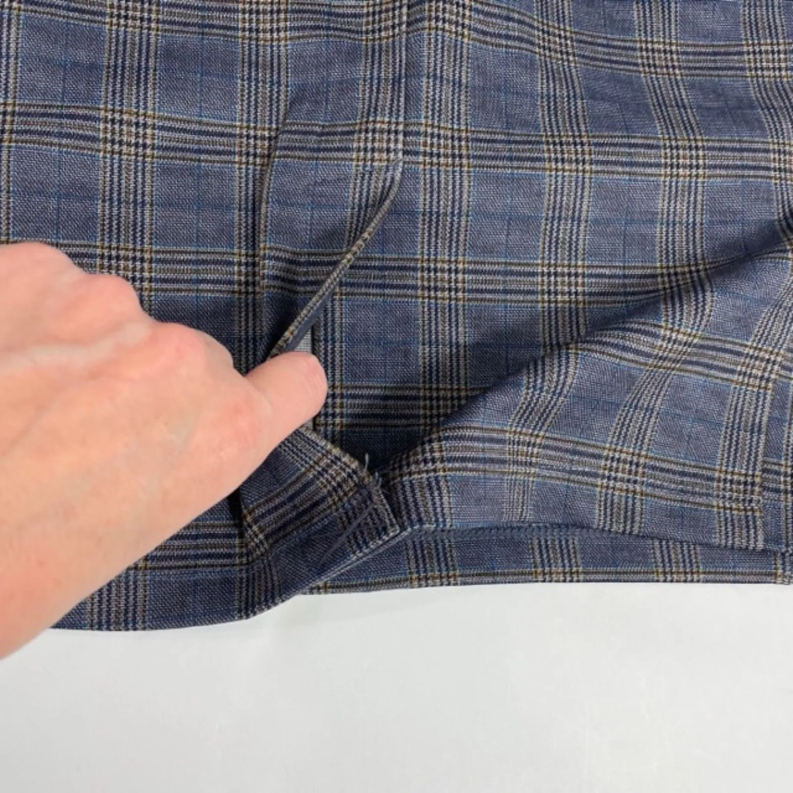 NWT Liverpool Blue Plaid Print Stretch Pencil Skirt‎ Size 6P - Image 6