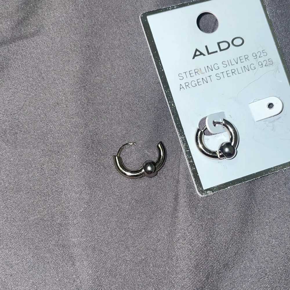 Mega Earrings in silver - Image 4