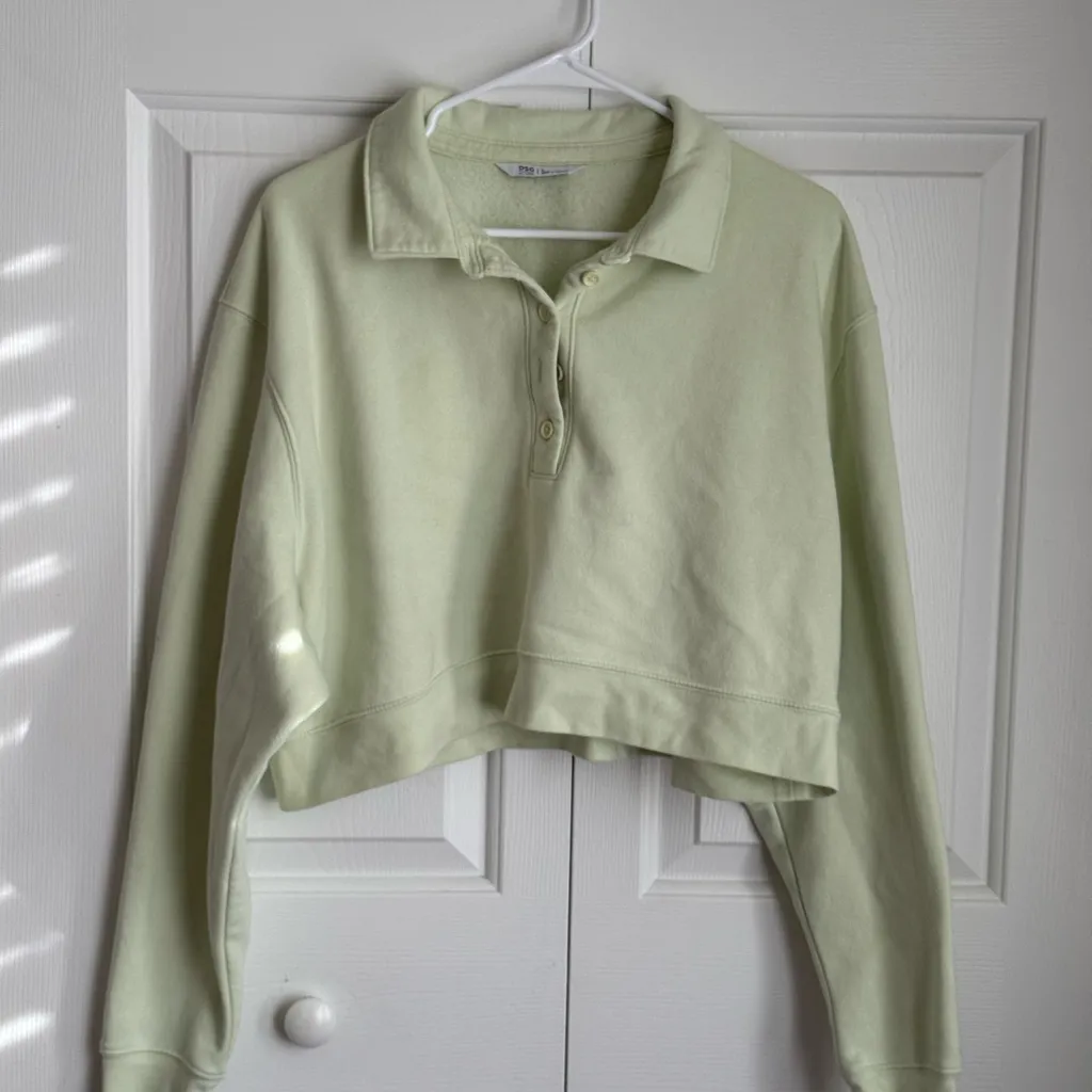 DSG Women's Light Green Polo Sweatshirt Size L - Image 2
