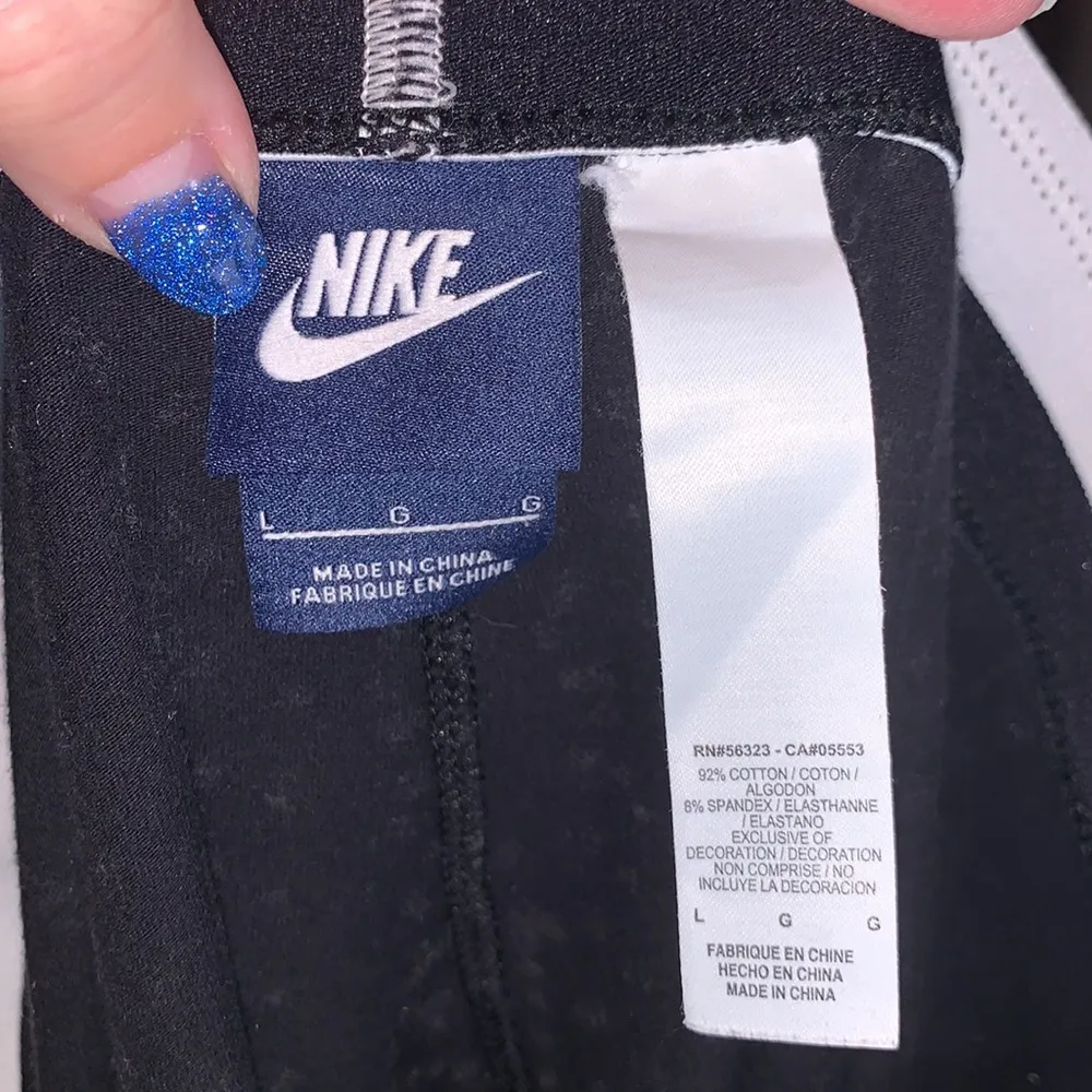 Nike  black polka dot ankle workout athletic leggings - Image 7