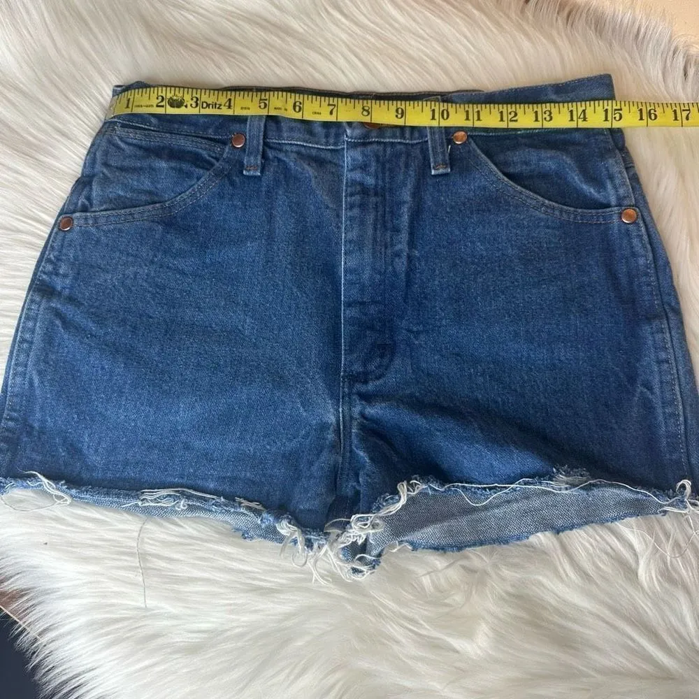 Wrangle Vintage Super High Waist Cut Off Jean Shorts Size 32 - Image 7