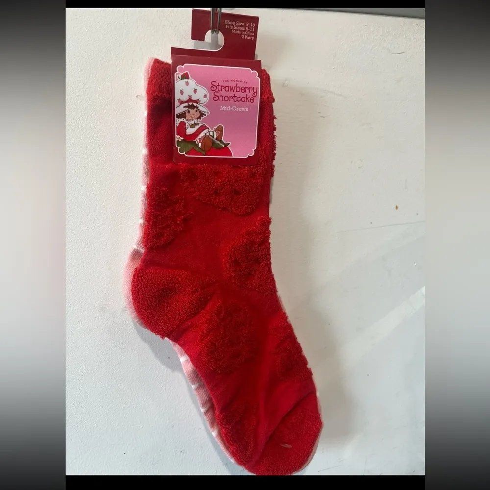 Strawberry Shortcake Terry Crew Socks 2 Pair - Image 2