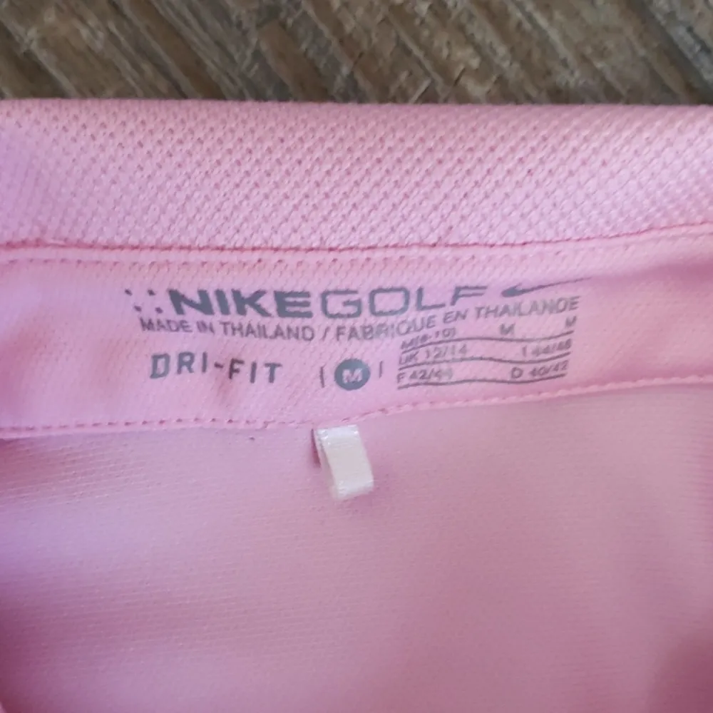 Nike polo size medium - Image 2