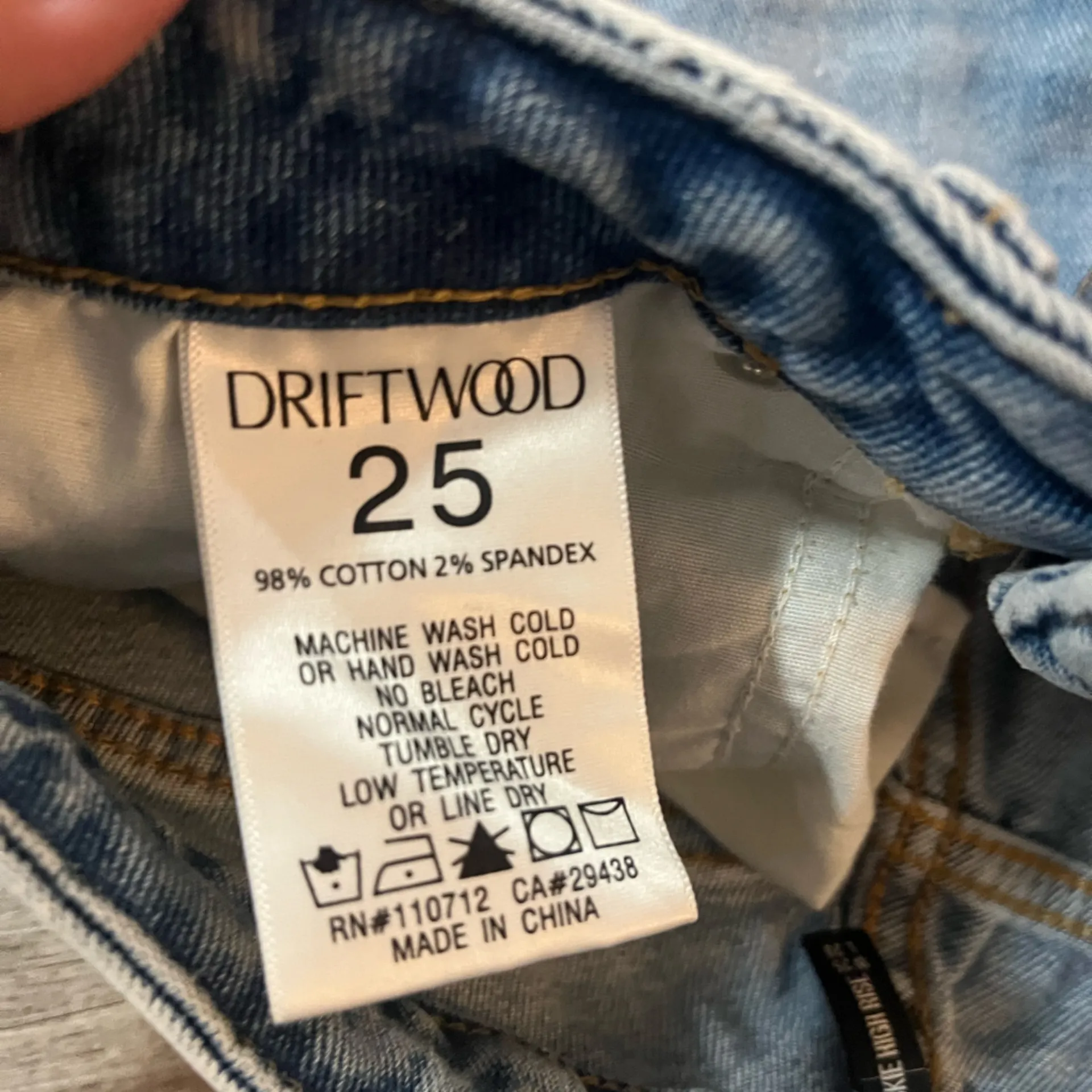 DRIFTWOOD Jackie Raw-Edge Embroidered Jeans - Image 7