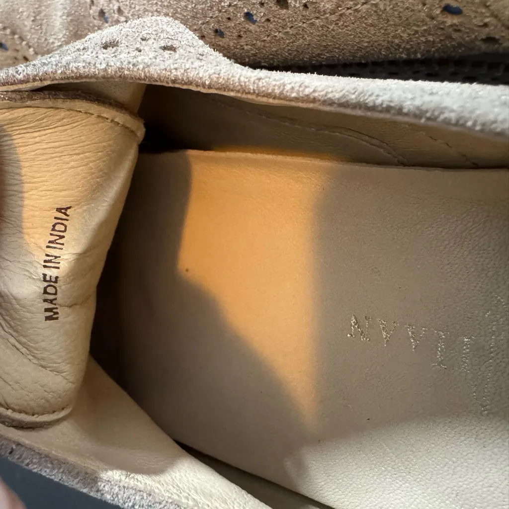 Cole Hann Beige Loafers with Blue Soles sz 8 preppy office casual Tan - Image 8