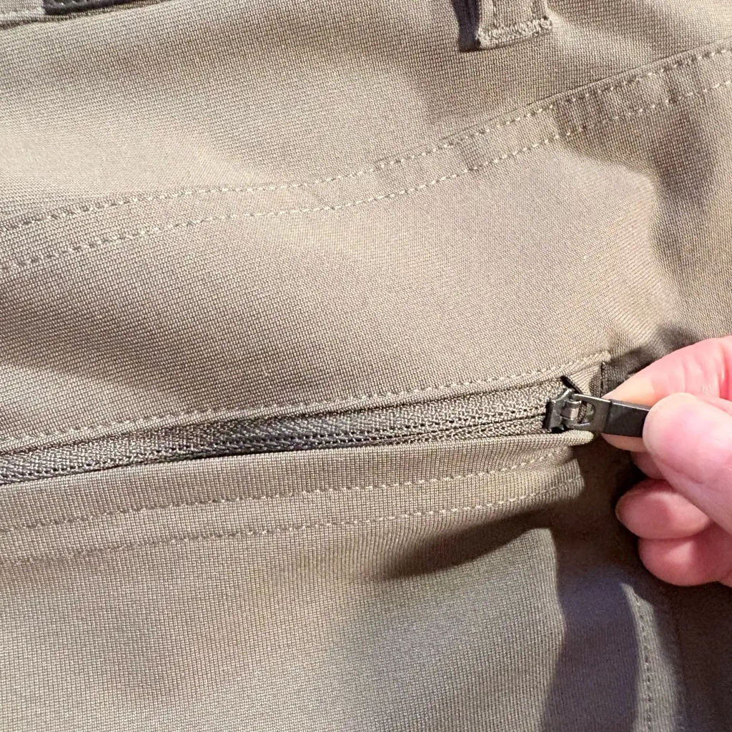 Vuori Meta Pant Altered for Women 25β Inseam β Performance Sz 36 = 2X/Size 20π§‘ - Image 10