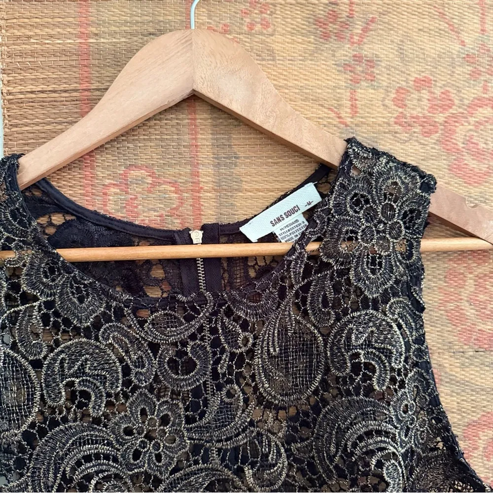 90s Bronze Metallic Sheer Lace Sleeveless Top - Image 5