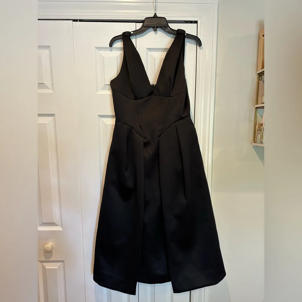 House of CB Paloma Black Satin Twist Strap Midi Dress - Image 4