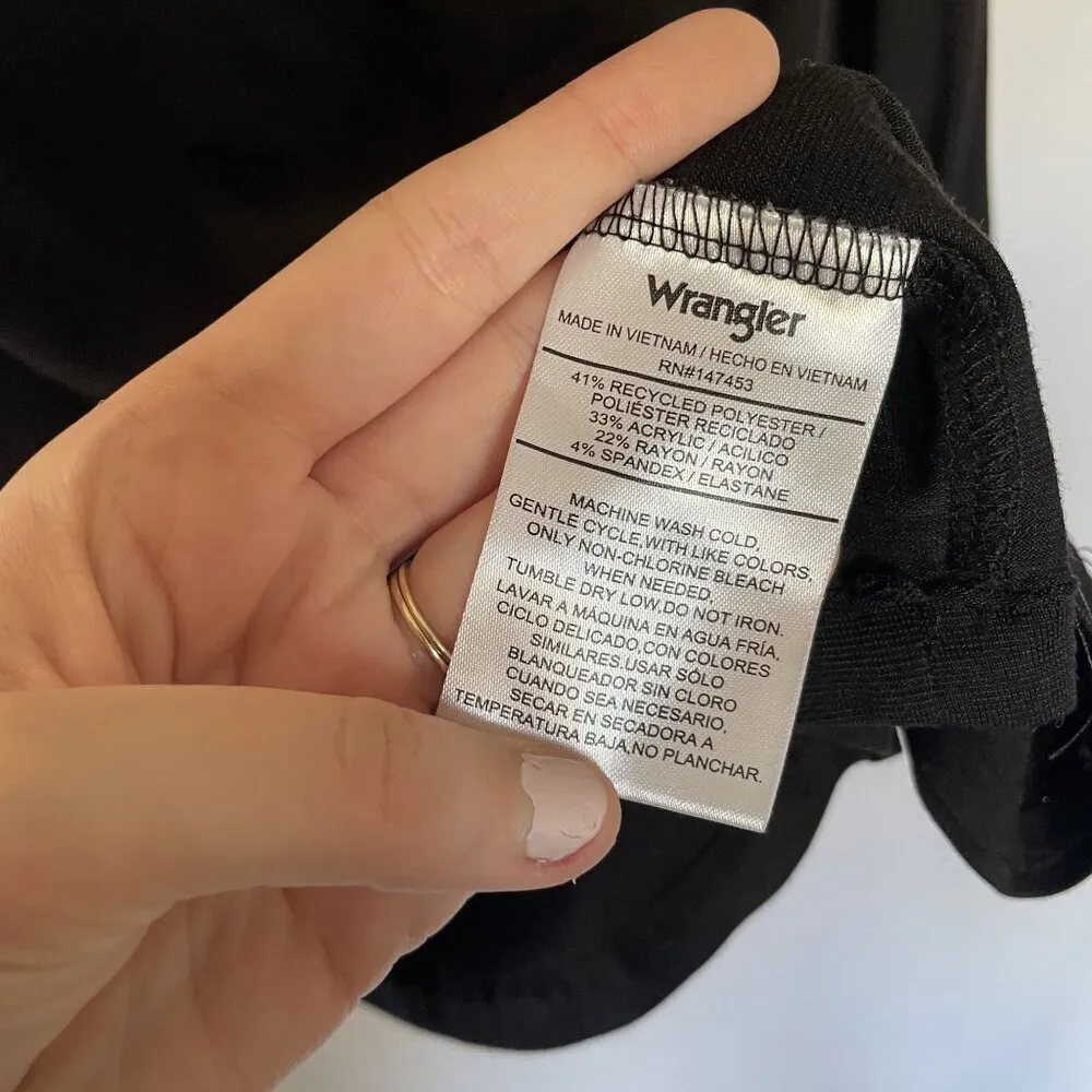 Wrangler women's size large rayon casual black long sleeved top shirt spandex - Image 5