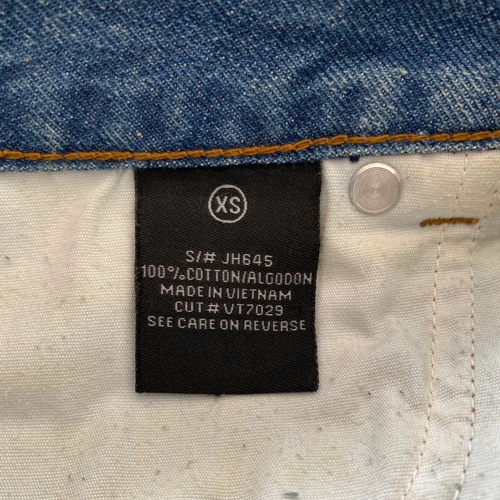 Just USA Distressed Denim Jean Shorts Size XS - Image 6