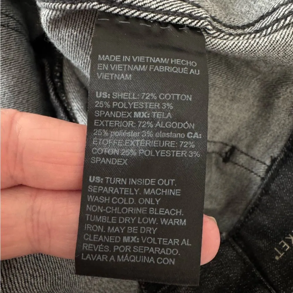 WHBM High Rise Straight Crop Jeans in Black Wash Utility Patch Pockets Size 12 - Image 11