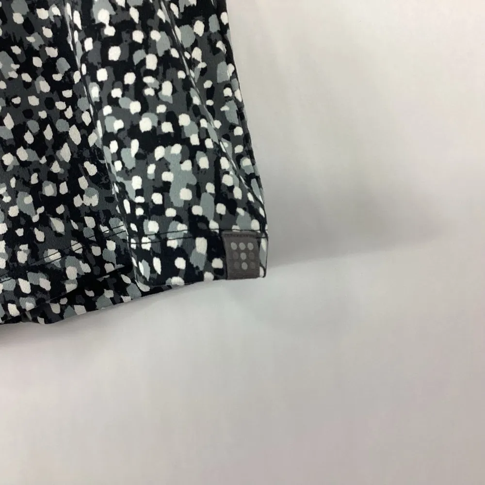 Title Nine Dream Skort 16" Dapple Size Small - Image 3