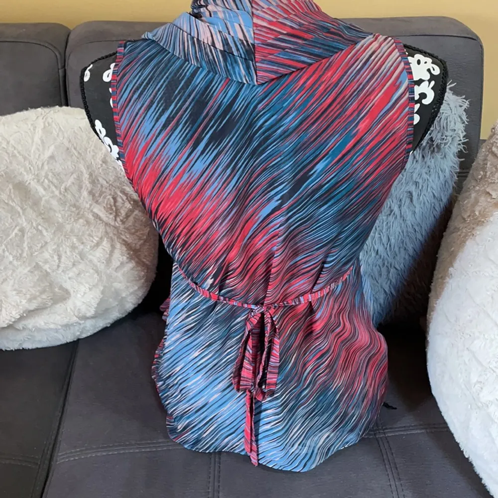 JENNIFER LOPEZ Colorful Tank Blouse Size Medium - Image 6