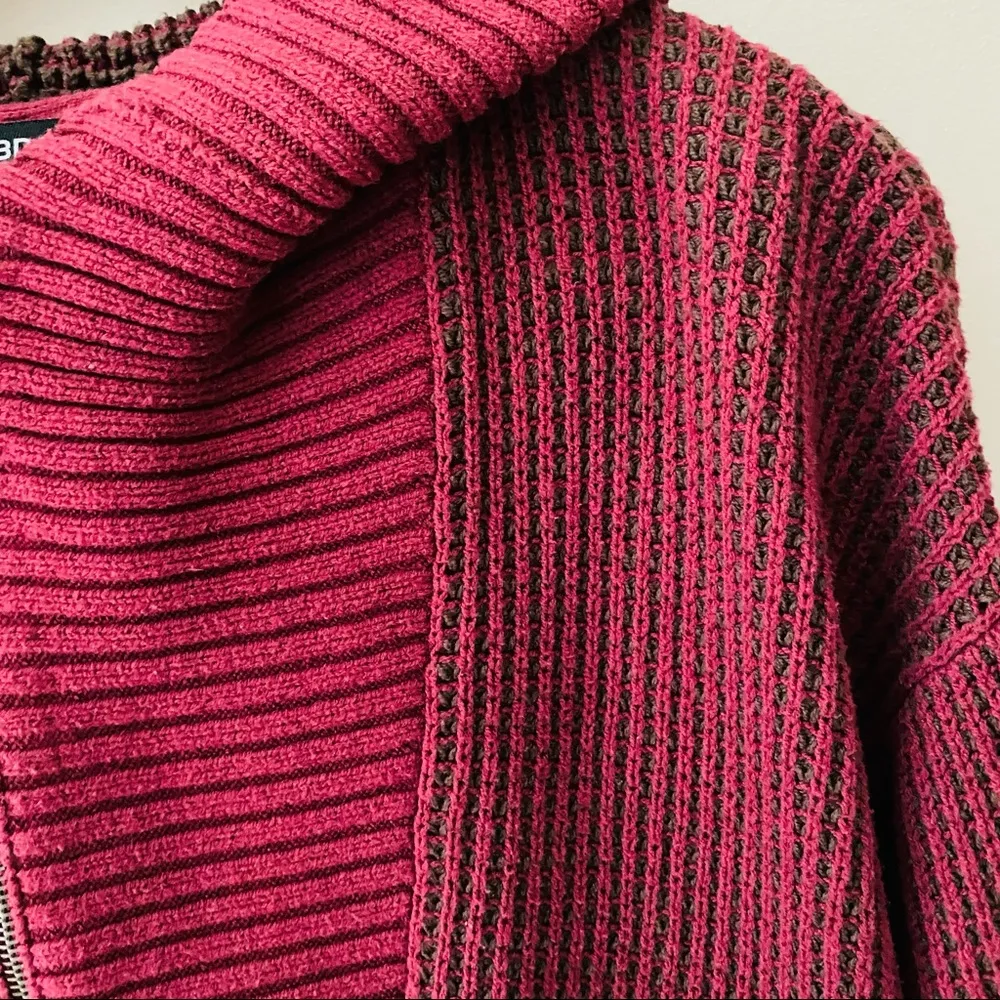 BDG by Urban Outfitters Zip Up Knitted Hooded Sweater Red Sz Medium - Image 5