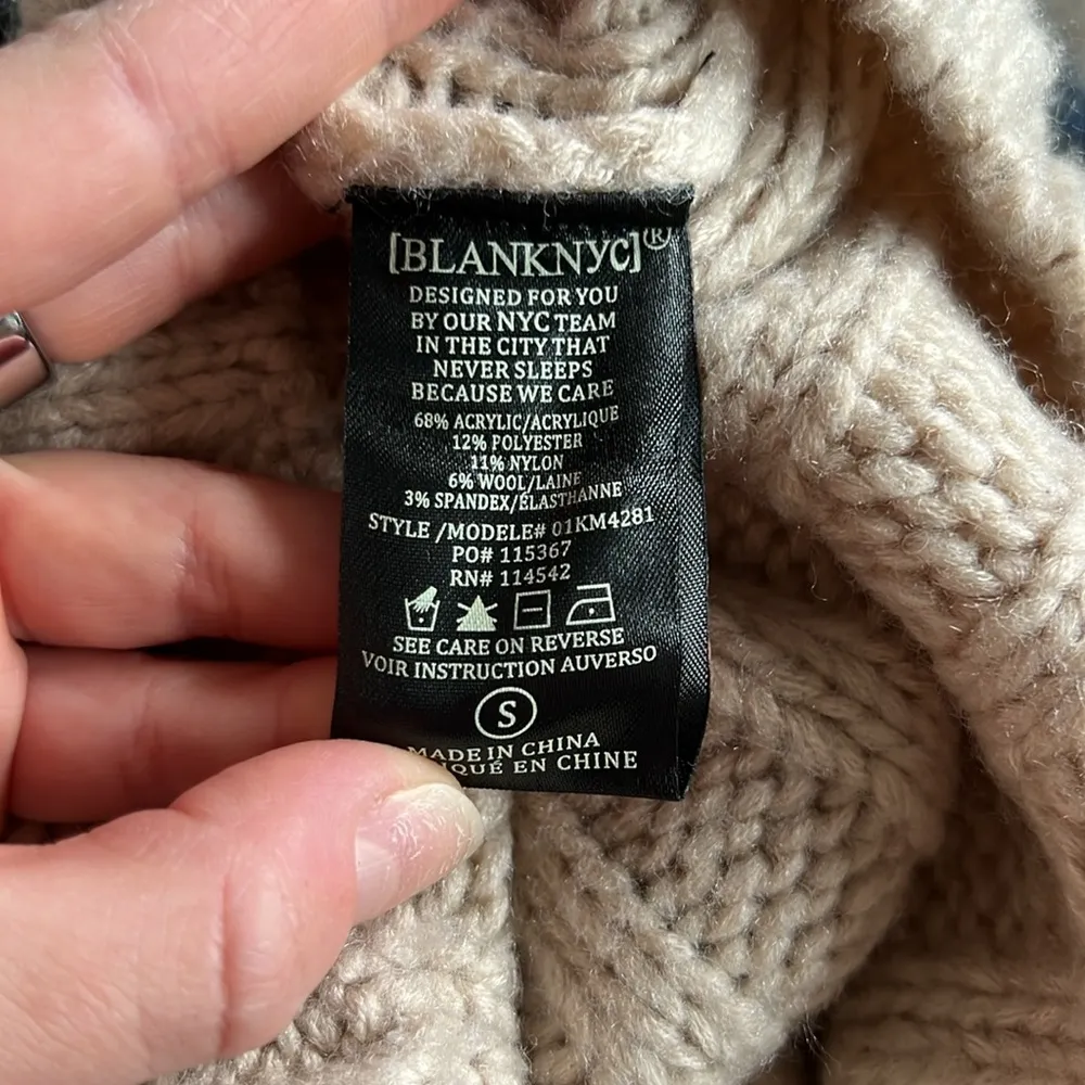 BLANK NYC  sweater - Image 5