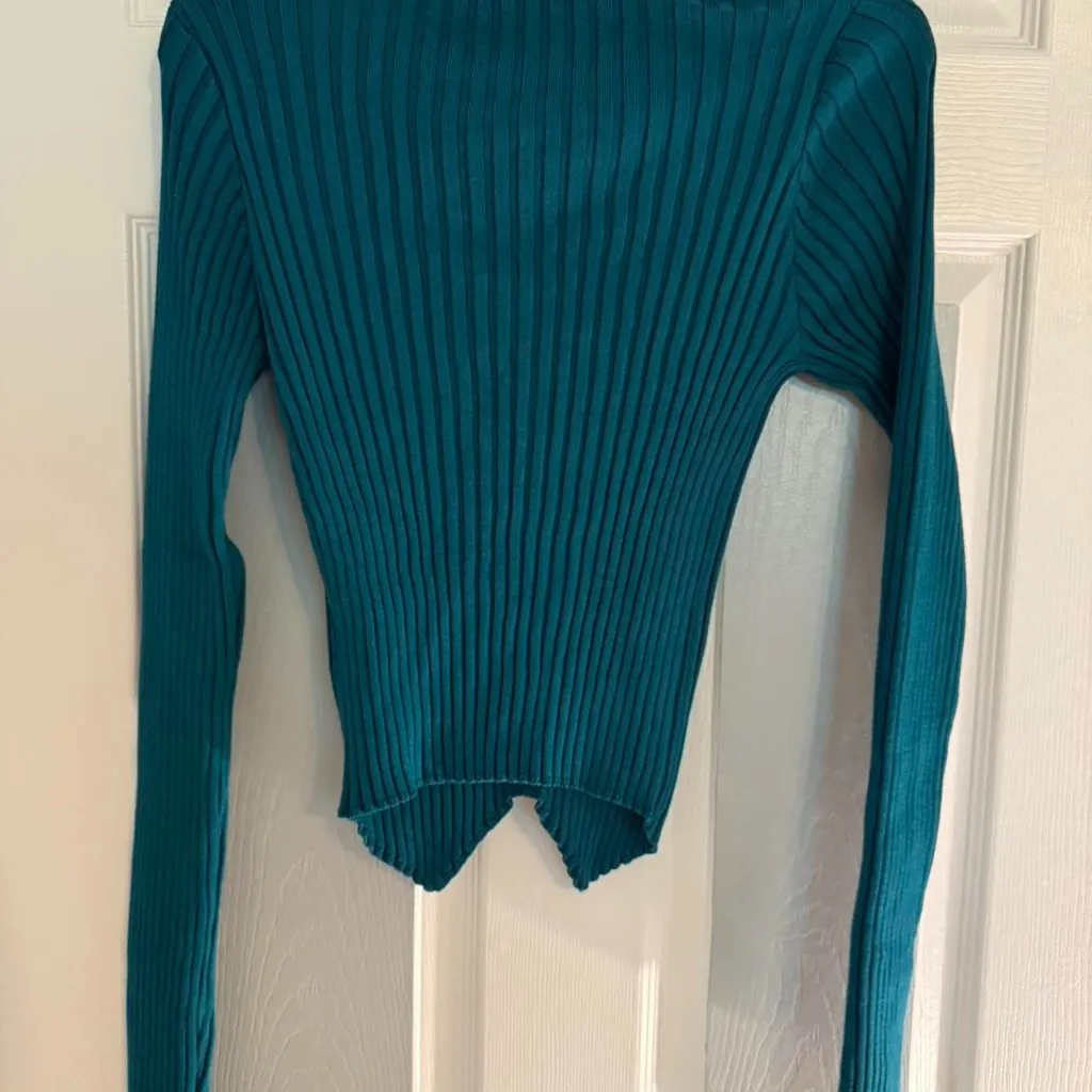 Kimchi Blue ( Urban Outfitters) Rachel Cardigan in teal . NWOT, size XL. - Image 4