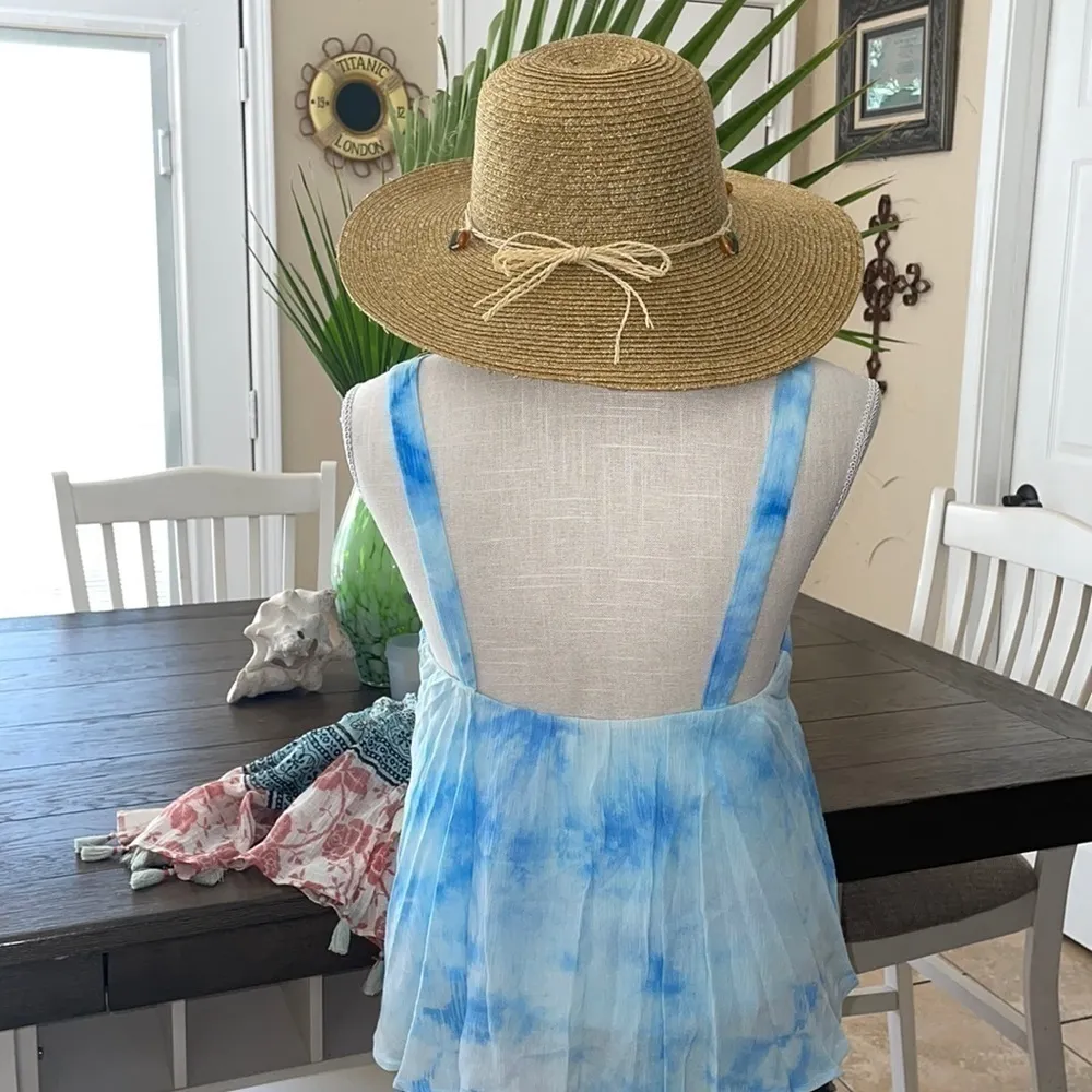 🌴 2/$12 SALE 
Newbury Kustom Blue Tie Dye Flowy Top - Image 3