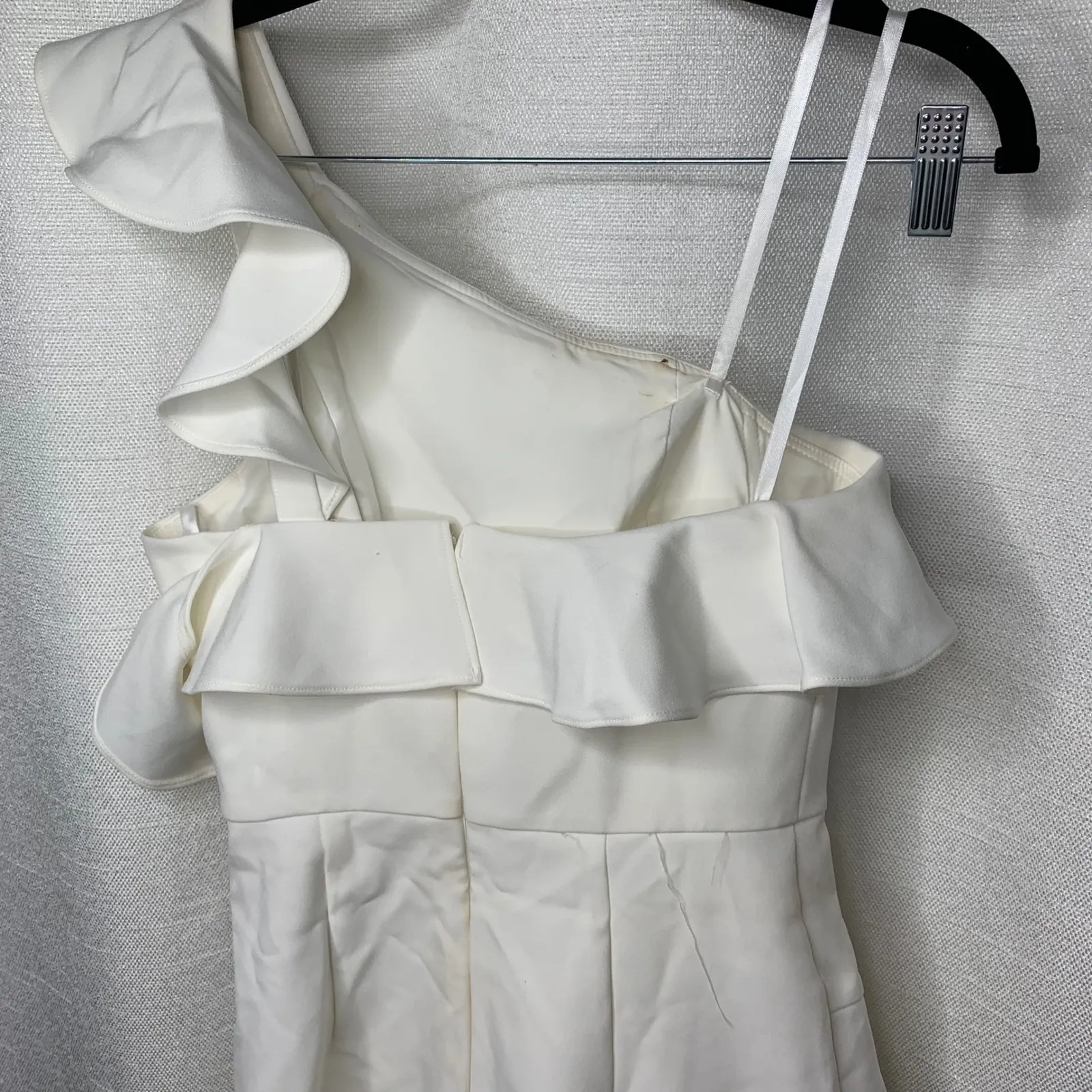 BCBGMAXAZRIA‎ off white ruffle mini dress sz 0 bridal rehearsal party graduation - Image 6